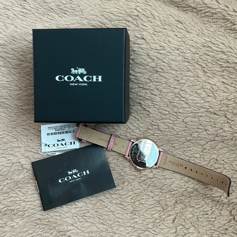 COACH LEATHER STRAP WATCH BRAND NEW
